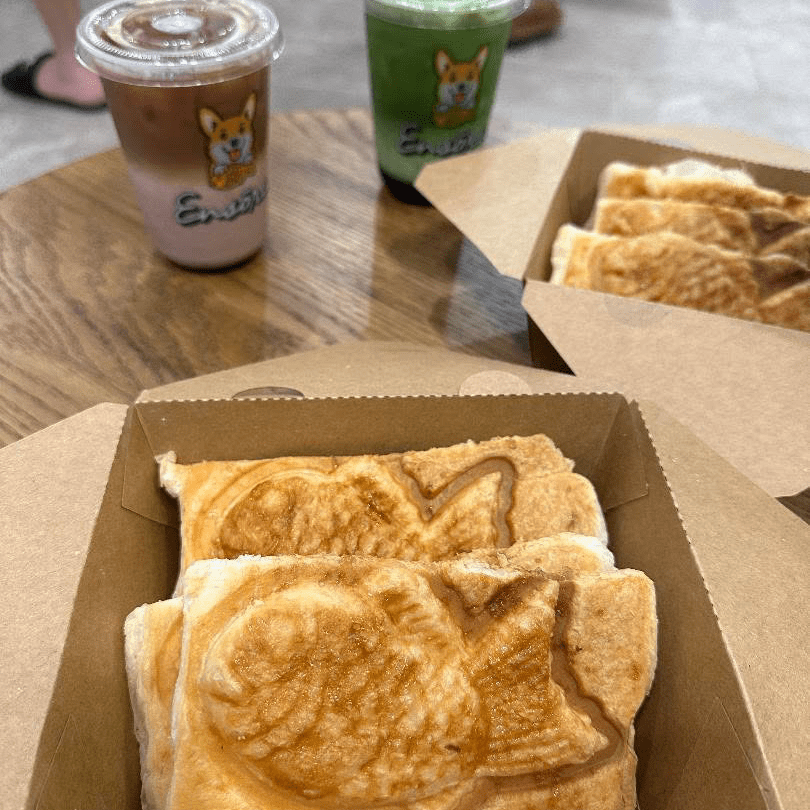 Ensora - Matcha and Coffee Cafe 5